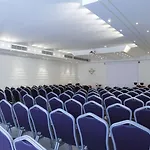 Hotel International Airport 4*