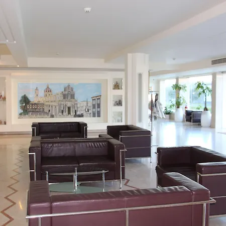 International Airport 4*