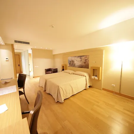 International Airport 4*