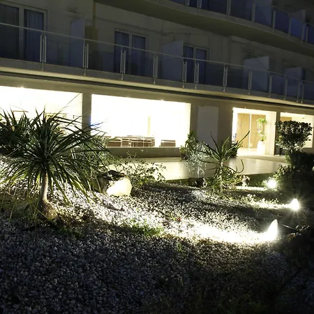 International Airport Szálloda 4*