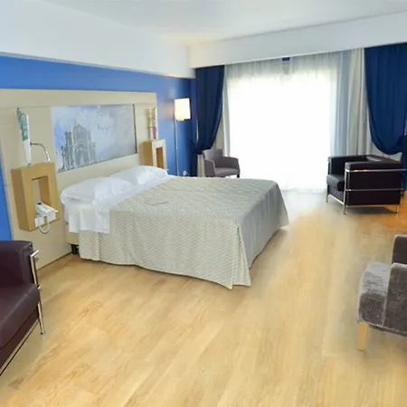International Airport Hotel 4*