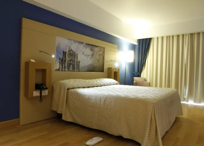 International Airport Szálloda 4*