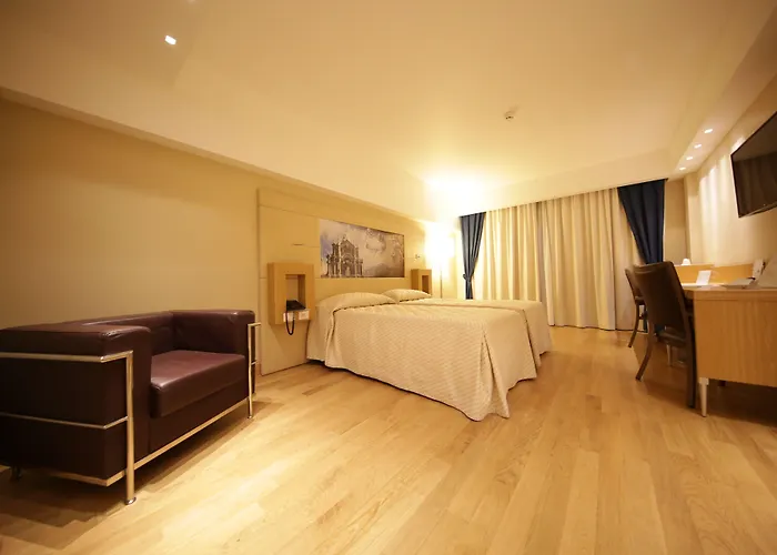 International Airport Szálloda