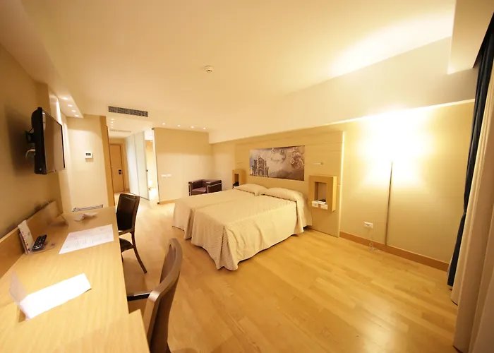 International Airport 4*