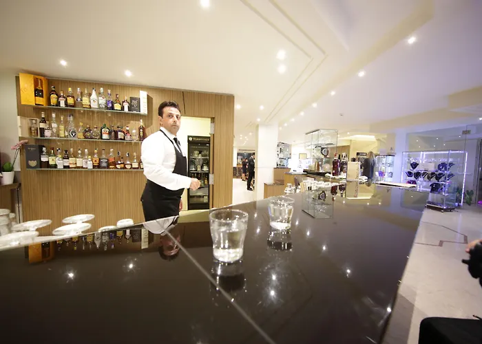 International Airport Szálloda 4*