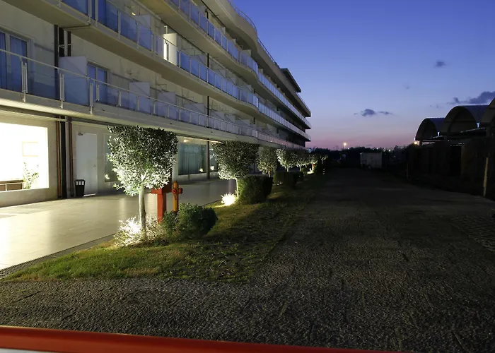 International Airport Szálloda 4*