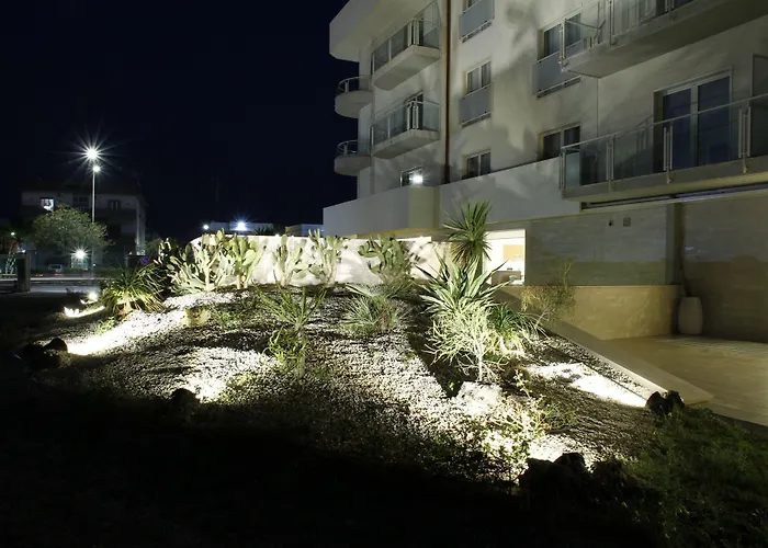 International Airport 4*